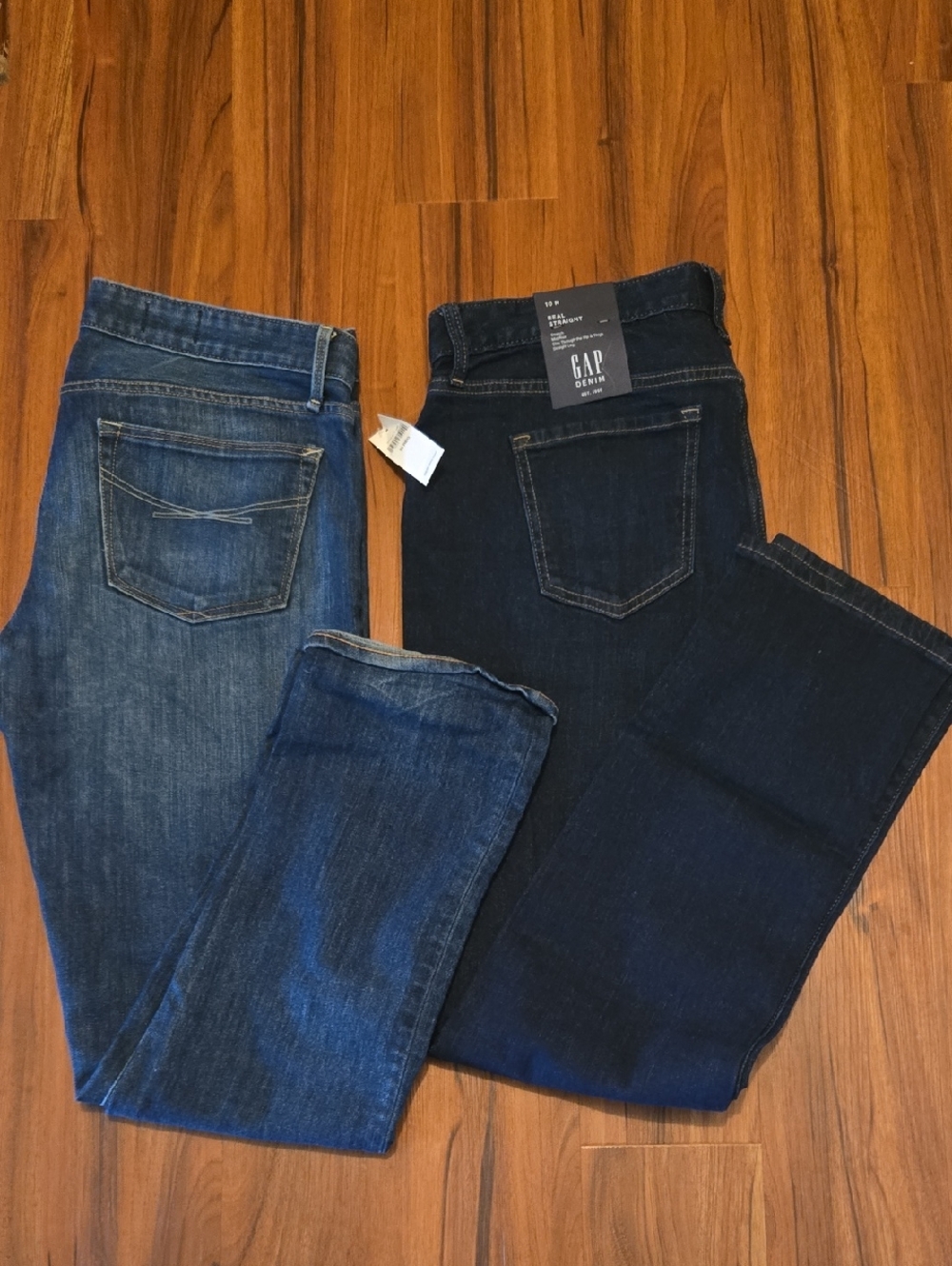 GAP Two-Pair Denim Set in Dark Indigo and Medium Blue, Both Size 10r